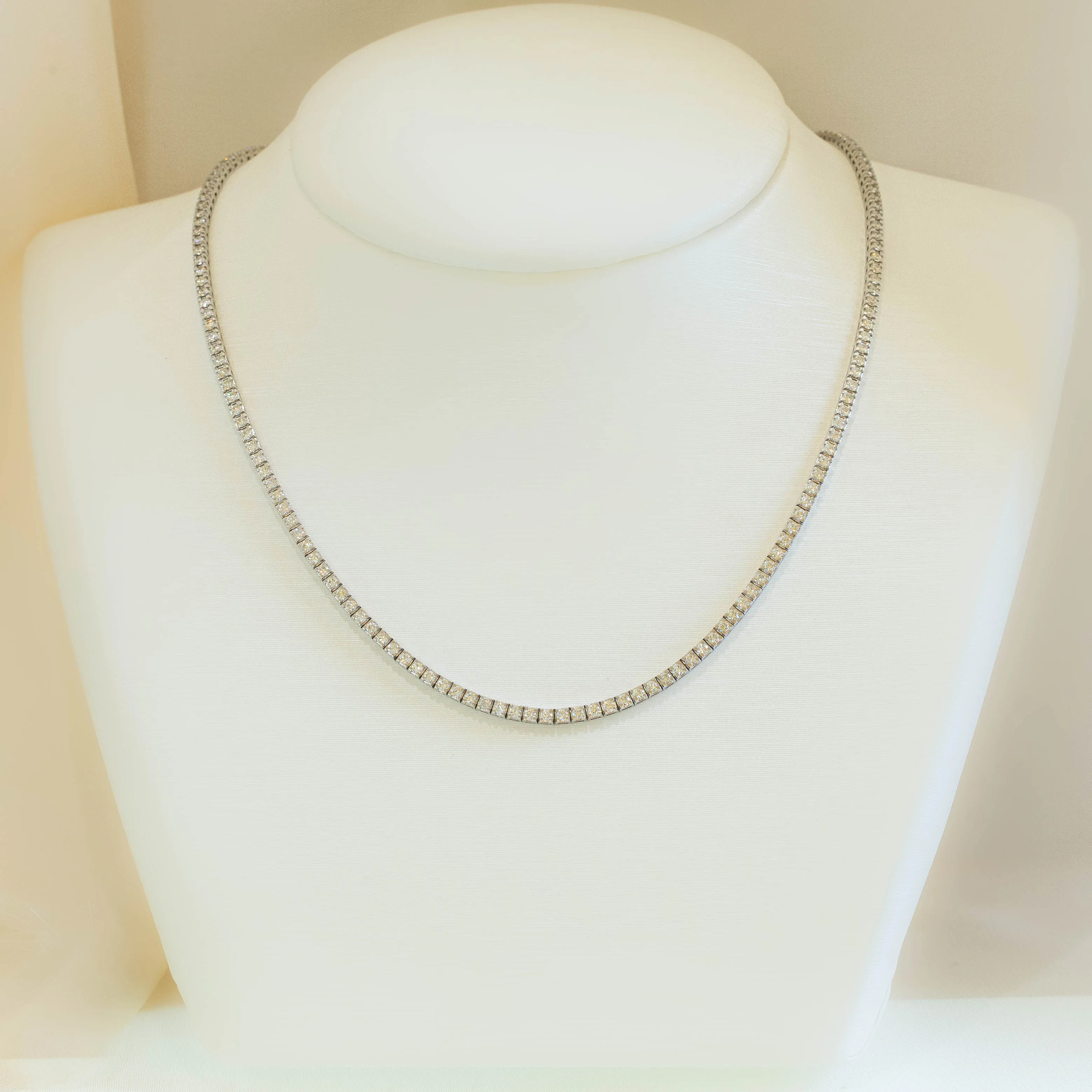 14kw 5.5ctw Diamond Tennis Necklace