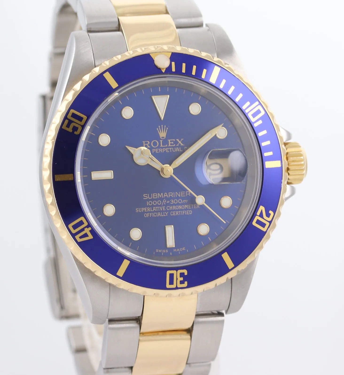 2004 GOLD BUCKLE Rolex Submariner 16613 Two Tone Steel Gold Blue No Holes Watch