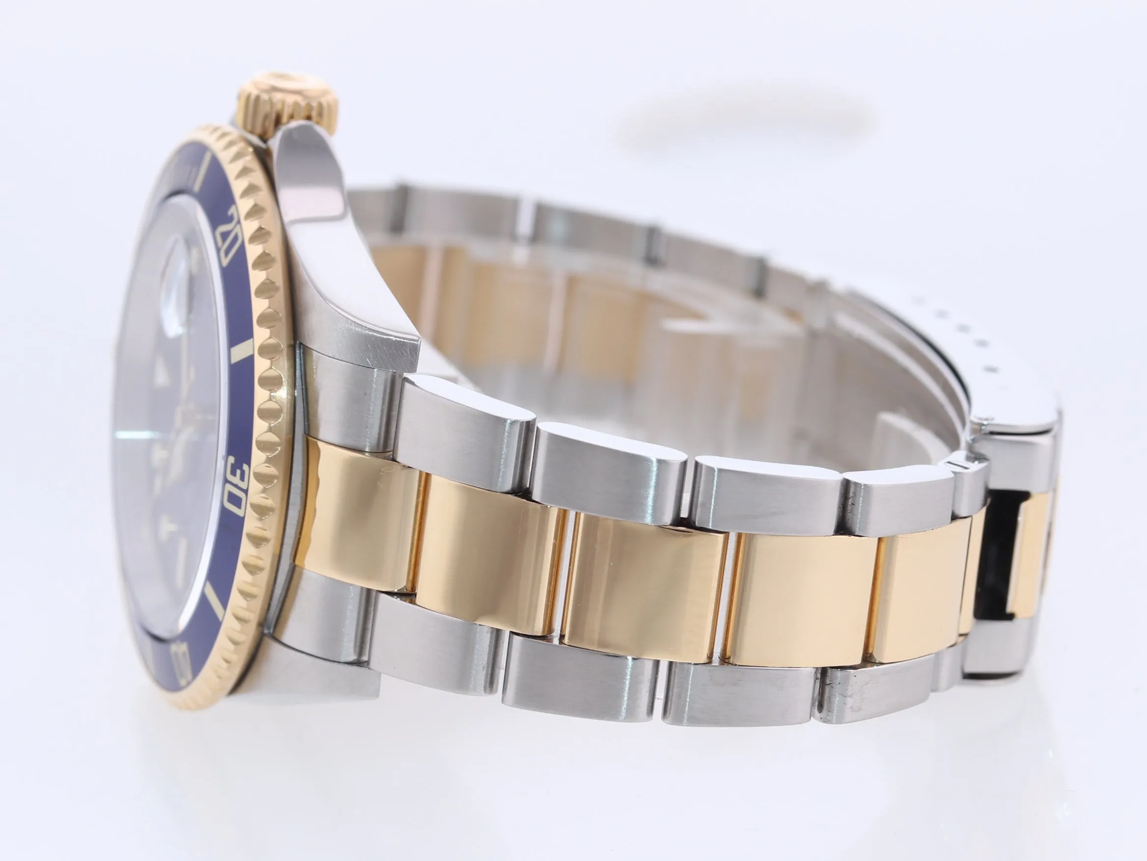 2004 PAPERS Rolex Submariner 16613 Two Tone Steel Gold Blue 40mm No Holes Watch