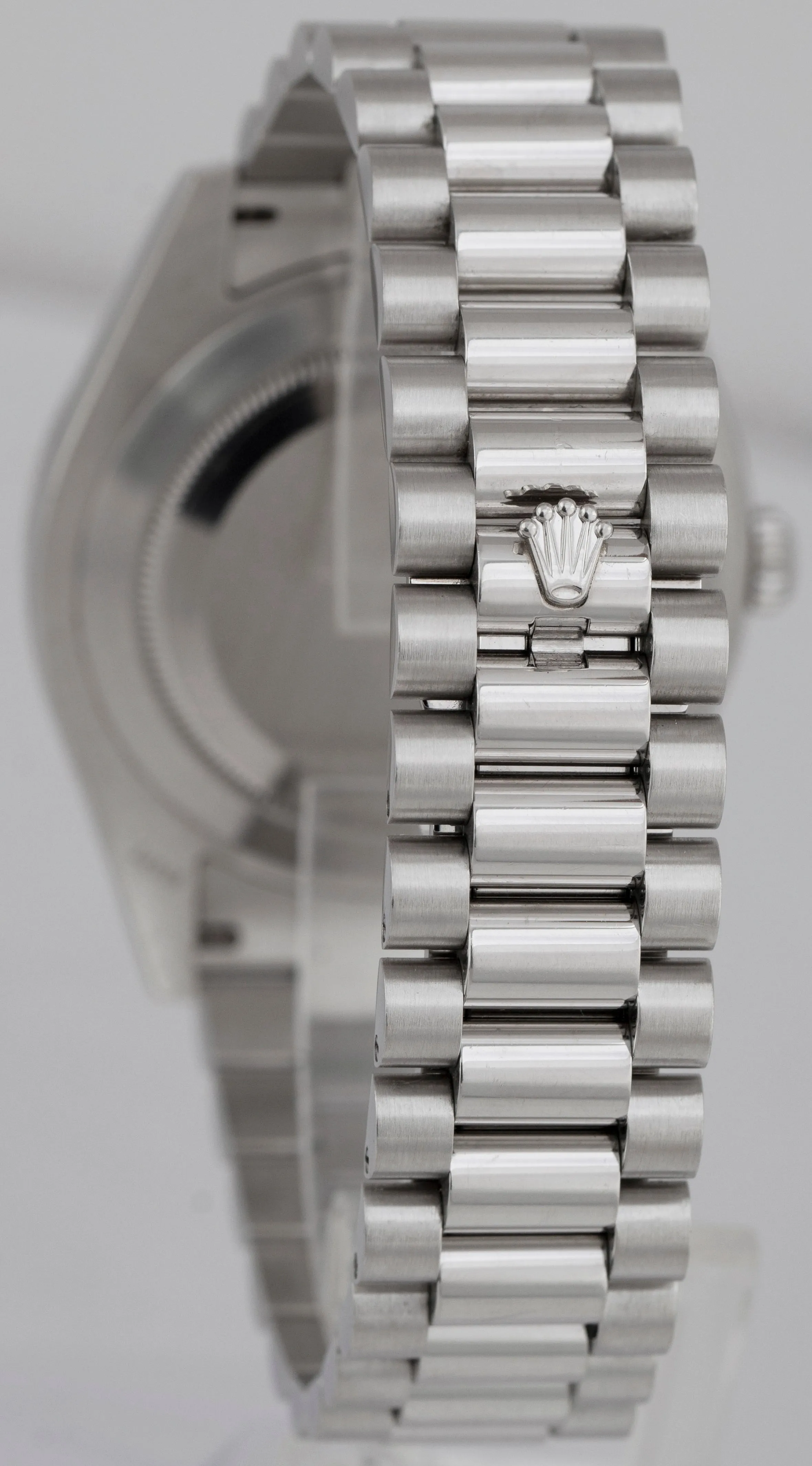 2021 NEW PAPERS UNPOL. Rolex Day-Date Presidential 36mm 950 Platinum 218206 BOX
