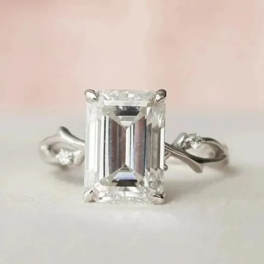 3/4 Carat Emerald Cut Diamond - G VS2 - 0.84ct - 97587
