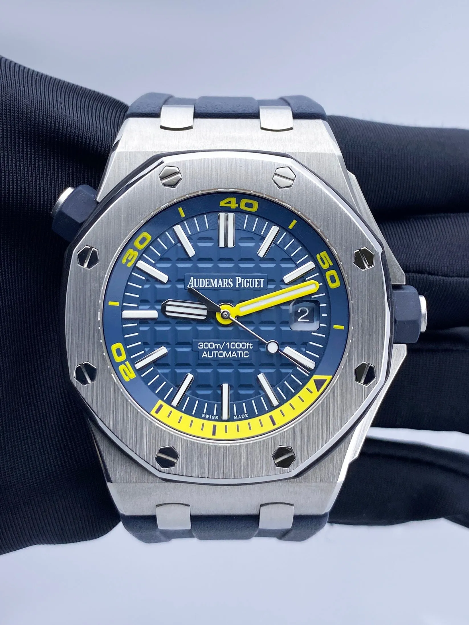 Audemars Piguet Royal Oak Offshore Diver 15710ST Blue Dial Mens Watch With Papers