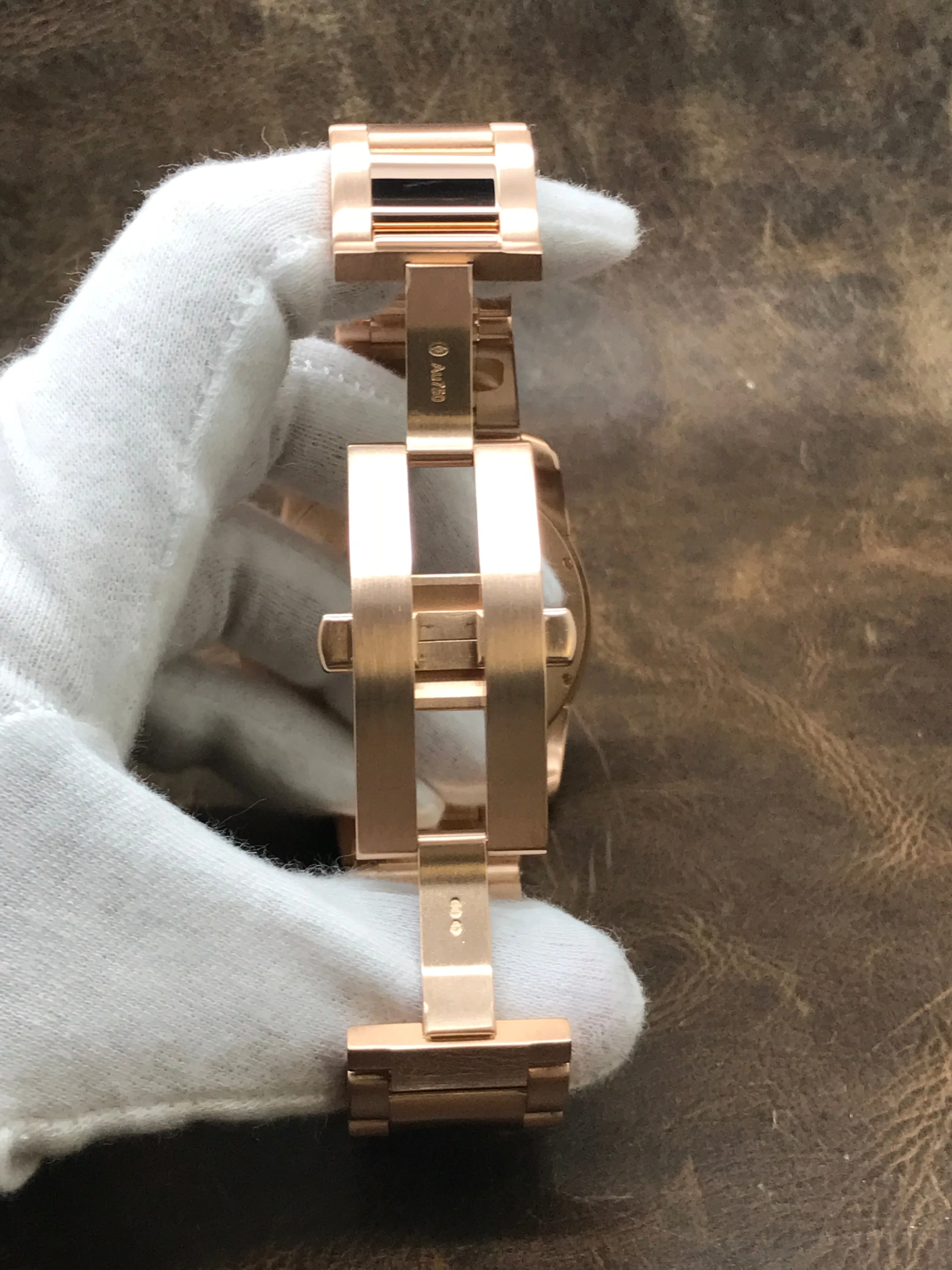 Cartier Calibre de Cartier W7100018 Silver Roman Dial Automatic Men's Watch