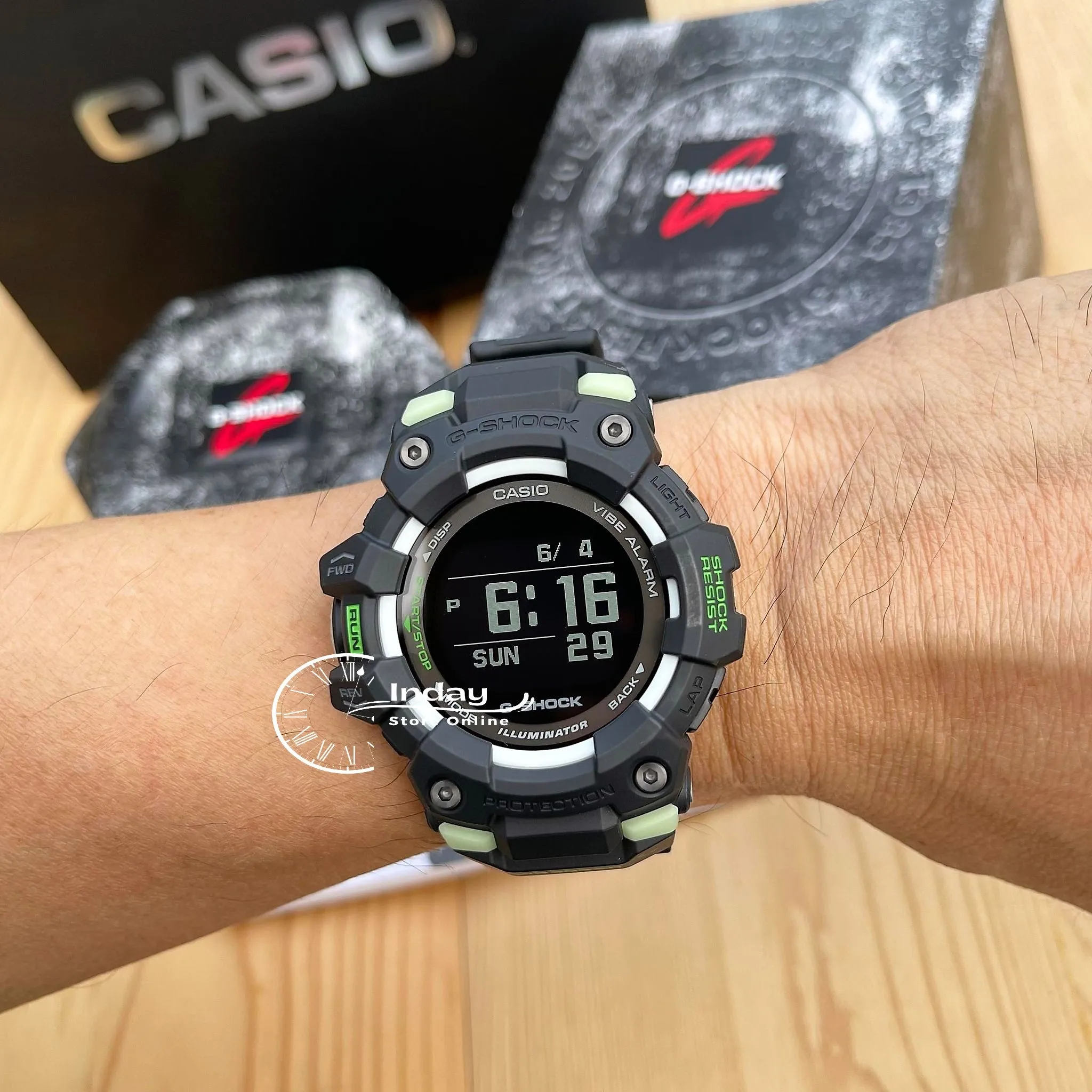 Casio G-Shock G-Squad Men's Watch GBD-100LM-1 Digital GBD-100 Series Glow In The Dark Resin With a Luminescent Camouflage Pattern Band
