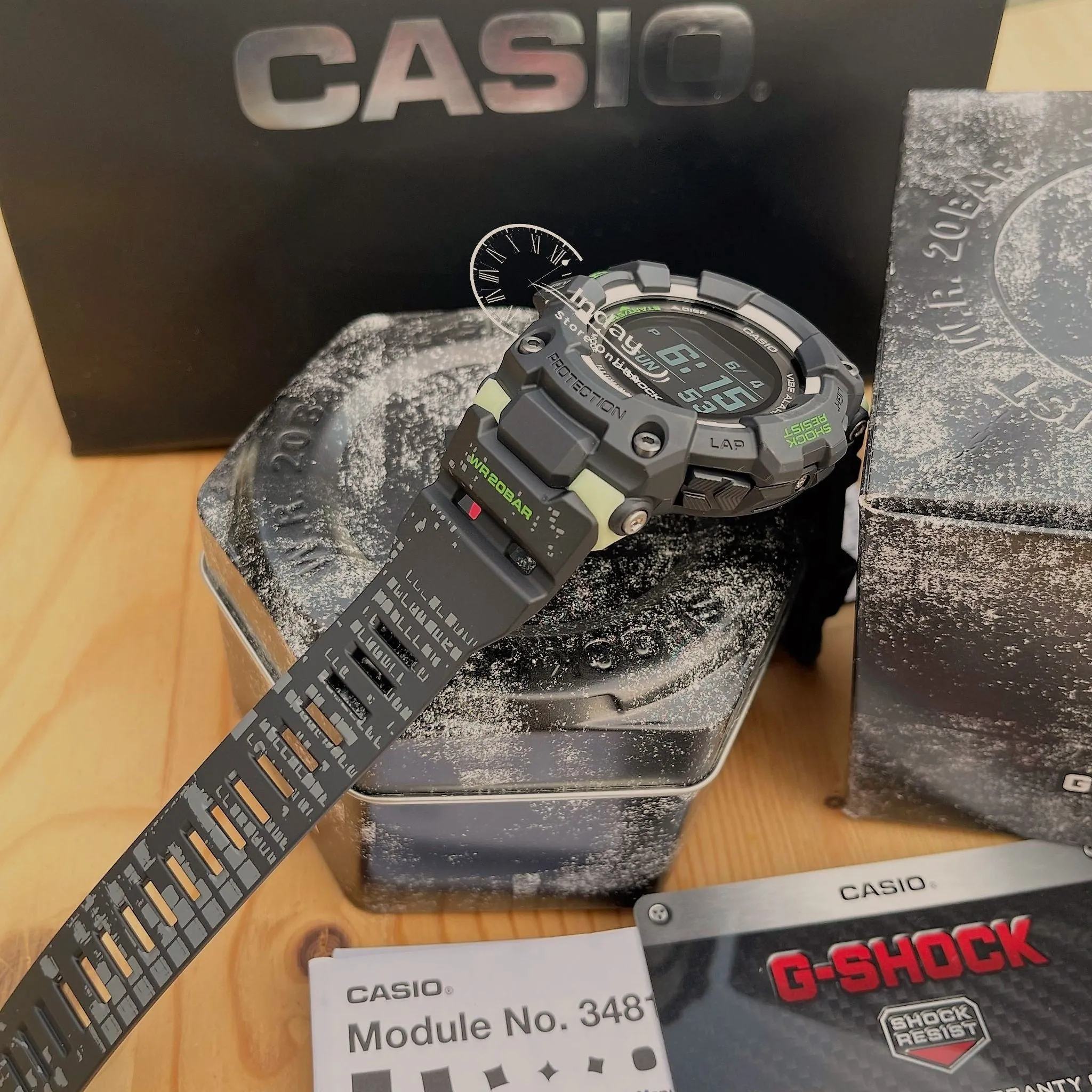 Casio G-Shock G-Squad Men's Watch GBD-100LM-1 Digital GBD-100 Series Glow In The Dark Resin With a Luminescent Camouflage Pattern Band