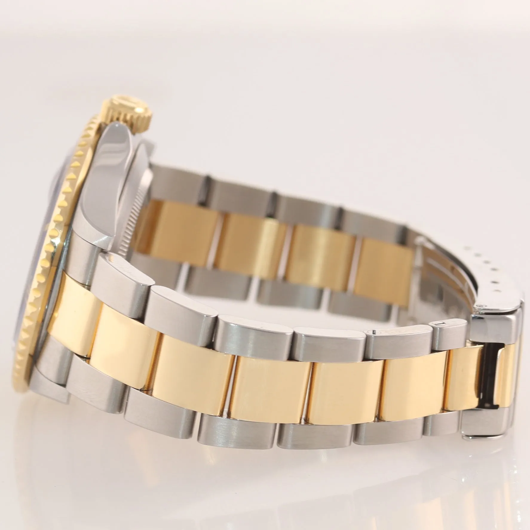 Copy of PAPERS 2009 UNPOLISHED Engraved Rehaut Rolex Submariner 16613 Gold TT Blue Watch