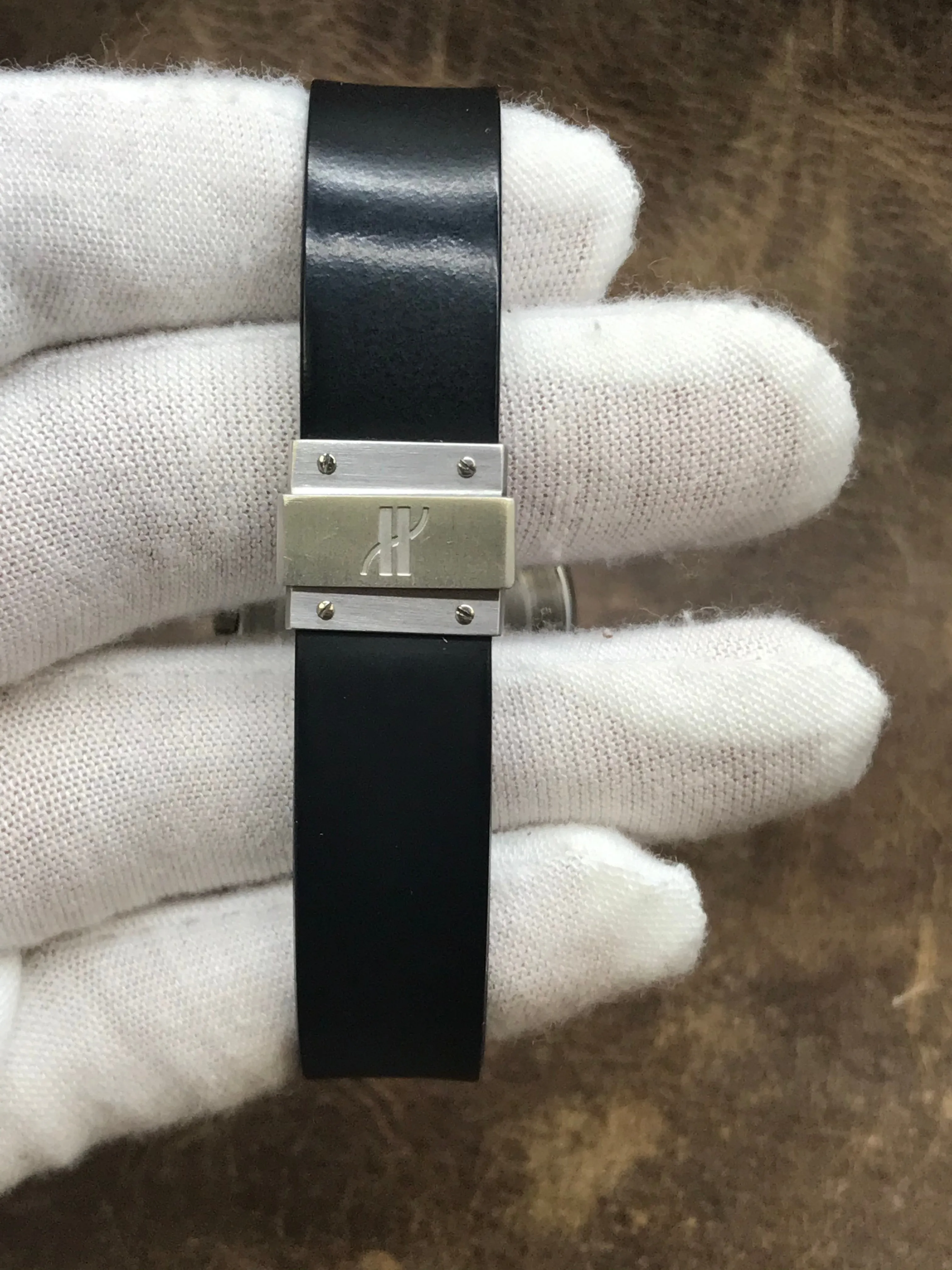 Hublot MDM Depose 1391.1 Black Dial Quartz Women's Watch