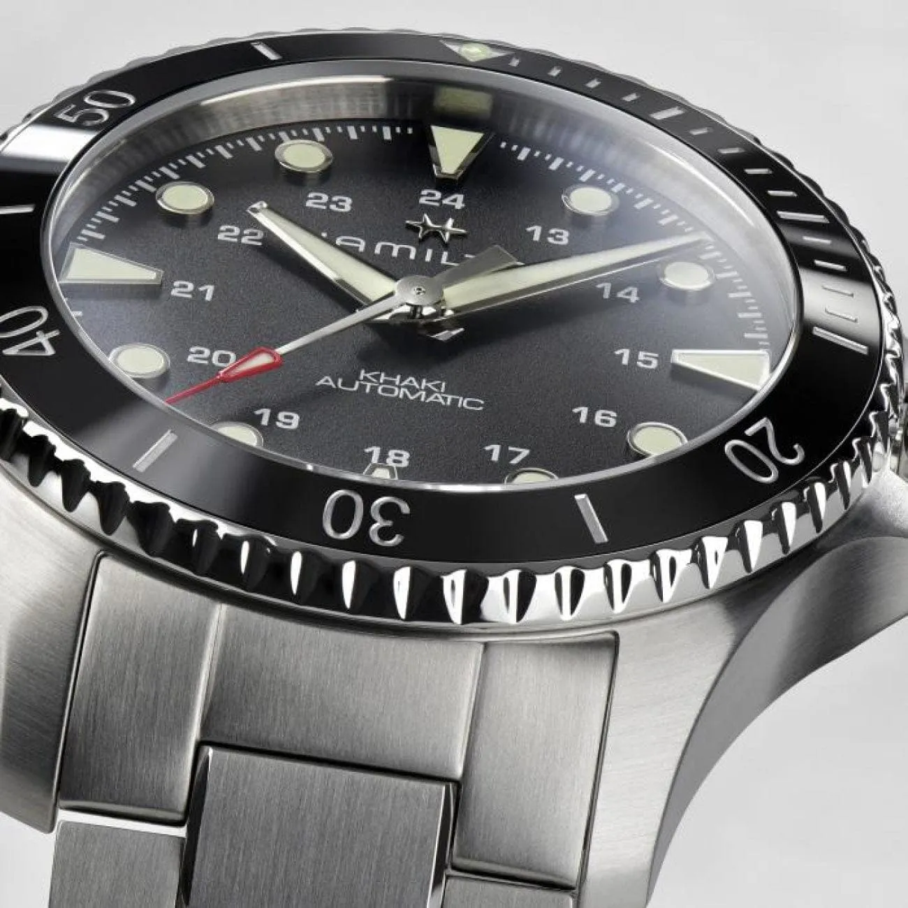 KHAKI NAVY SCUBA AUTO