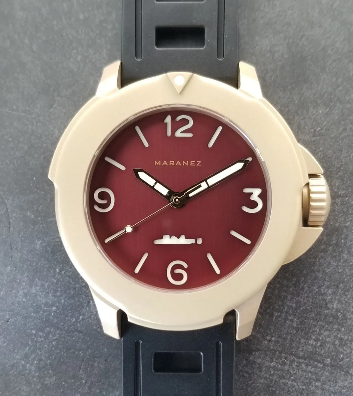 Maranez Bangla 47 brass brushed red numbers