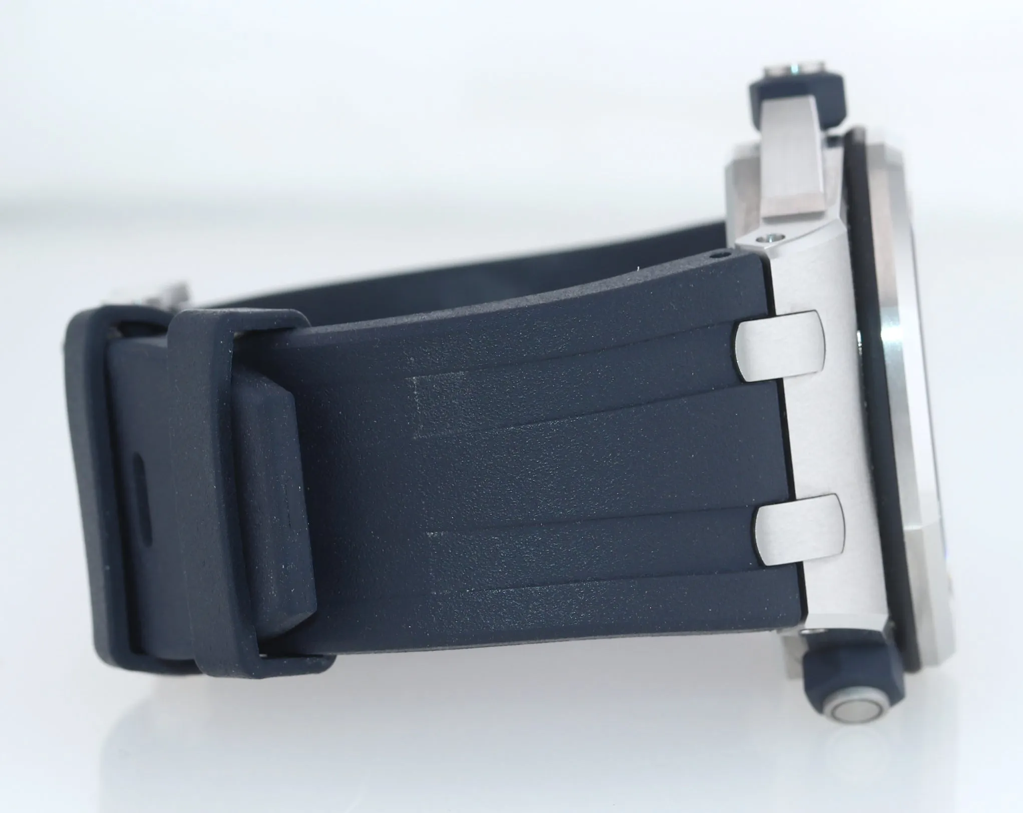 NEW PAPERS Audemars Piguet Royal Oak Offshore Diver WHITE BLUE 15710ST Watch Box