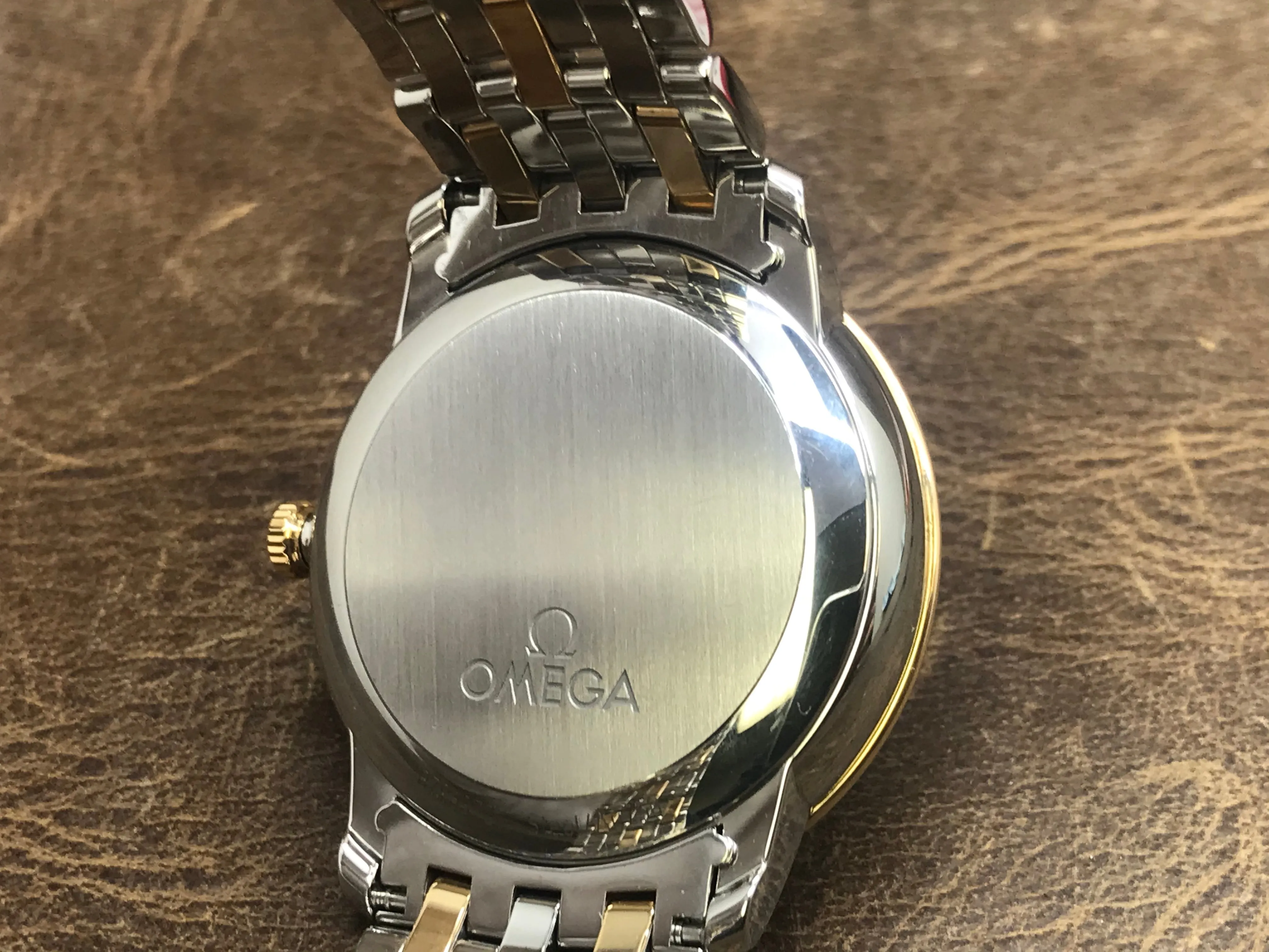 Omega De Ville Prestige Co-Axial 424.20.37.20.08.001 Champagne Dial Automatic Watch