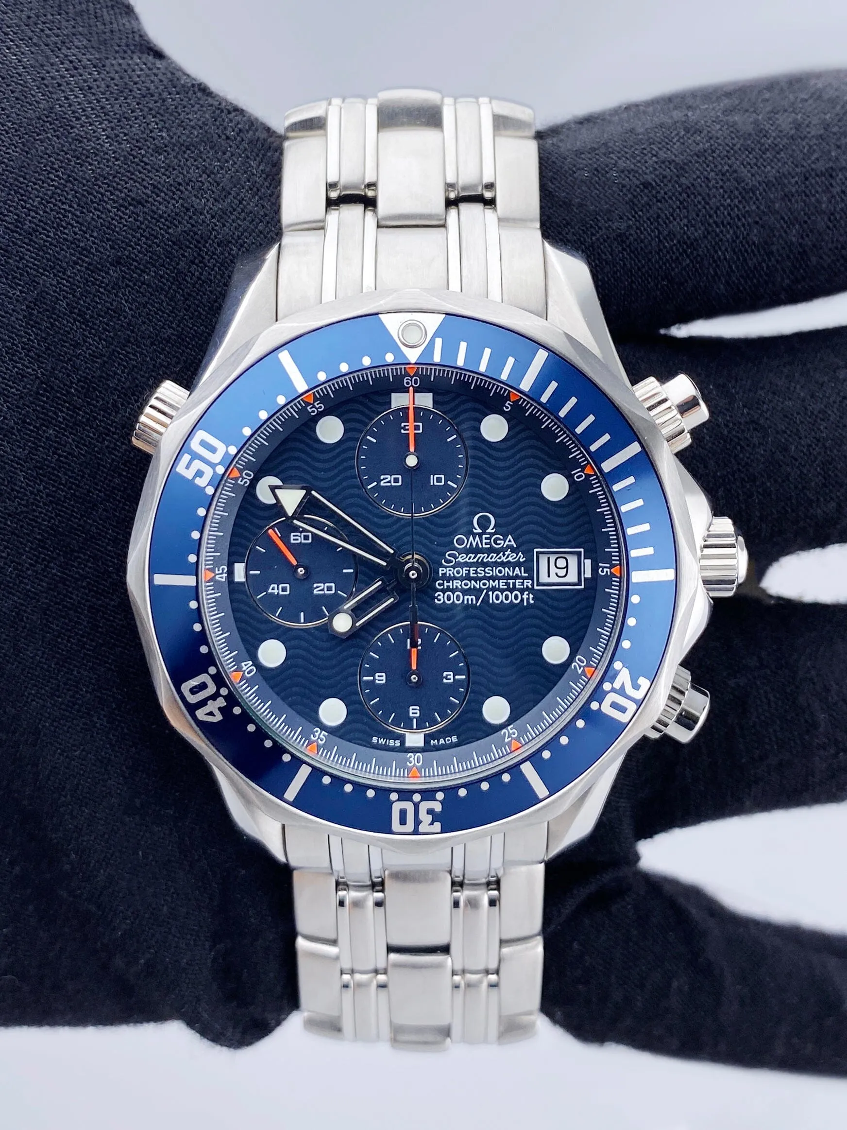 Omega Seamaster 2599.80.00 Chrono Diver Mens Watch Box Papers