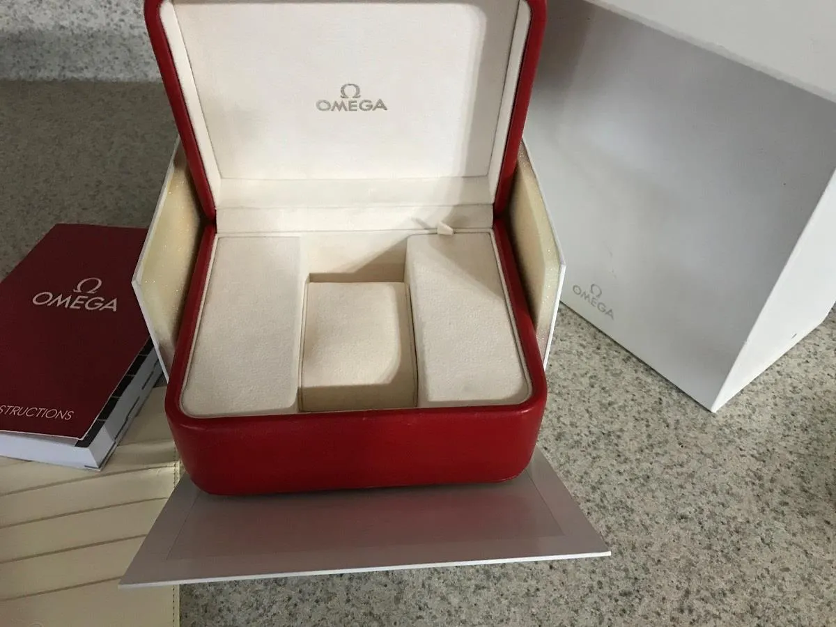 Omega Seamaster 300M Professional Diver Mens Midsize Watch, Stainless Steel - 2262.50