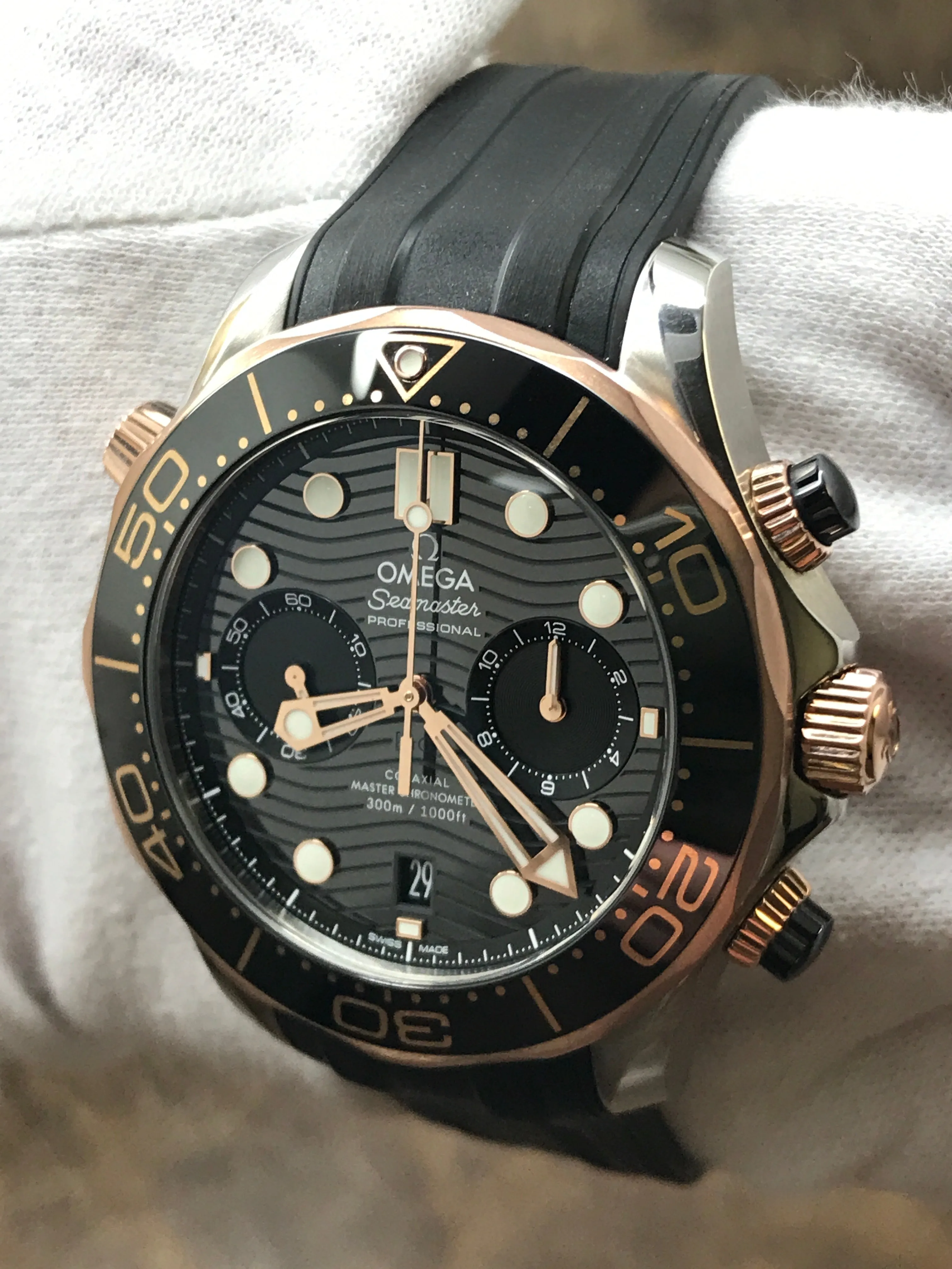 Omega Seamaster Diver 300M 210.22.44.51.01.001 Black Dial Automatic Men's Watch