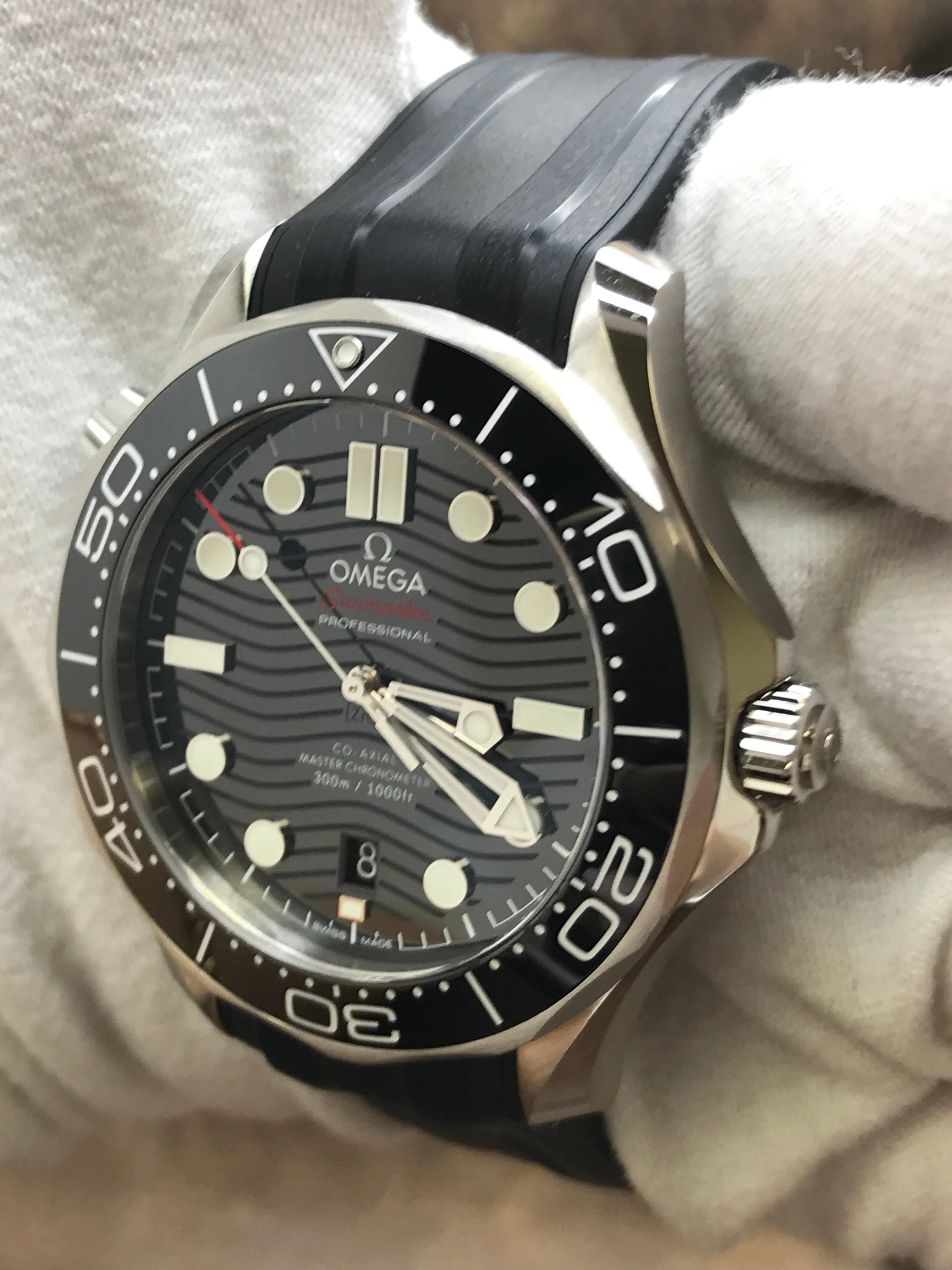 Omega Seamaster Diver 300M 210.32.42.20.01.001 Black Dial Automatic Men's Watch