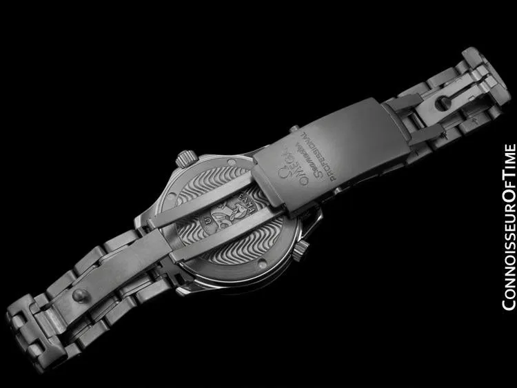 Omega Seamaster Midsize 300M (James Bond Style) Professional Diver, Stainless Steel - 2562.80.00