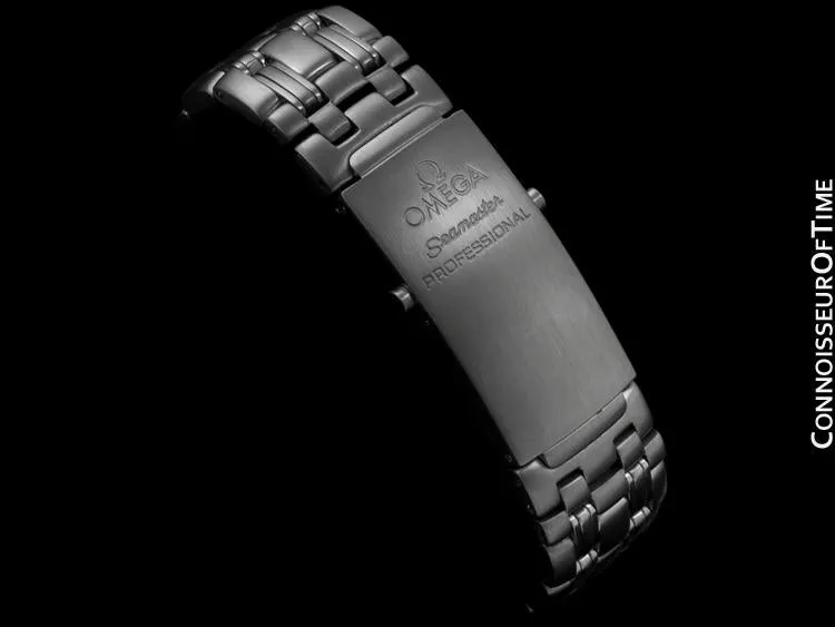 Omega Seamaster Midsize 300M (James Bond Style) Professional Diver, Stainless Steel - 2562.80.00