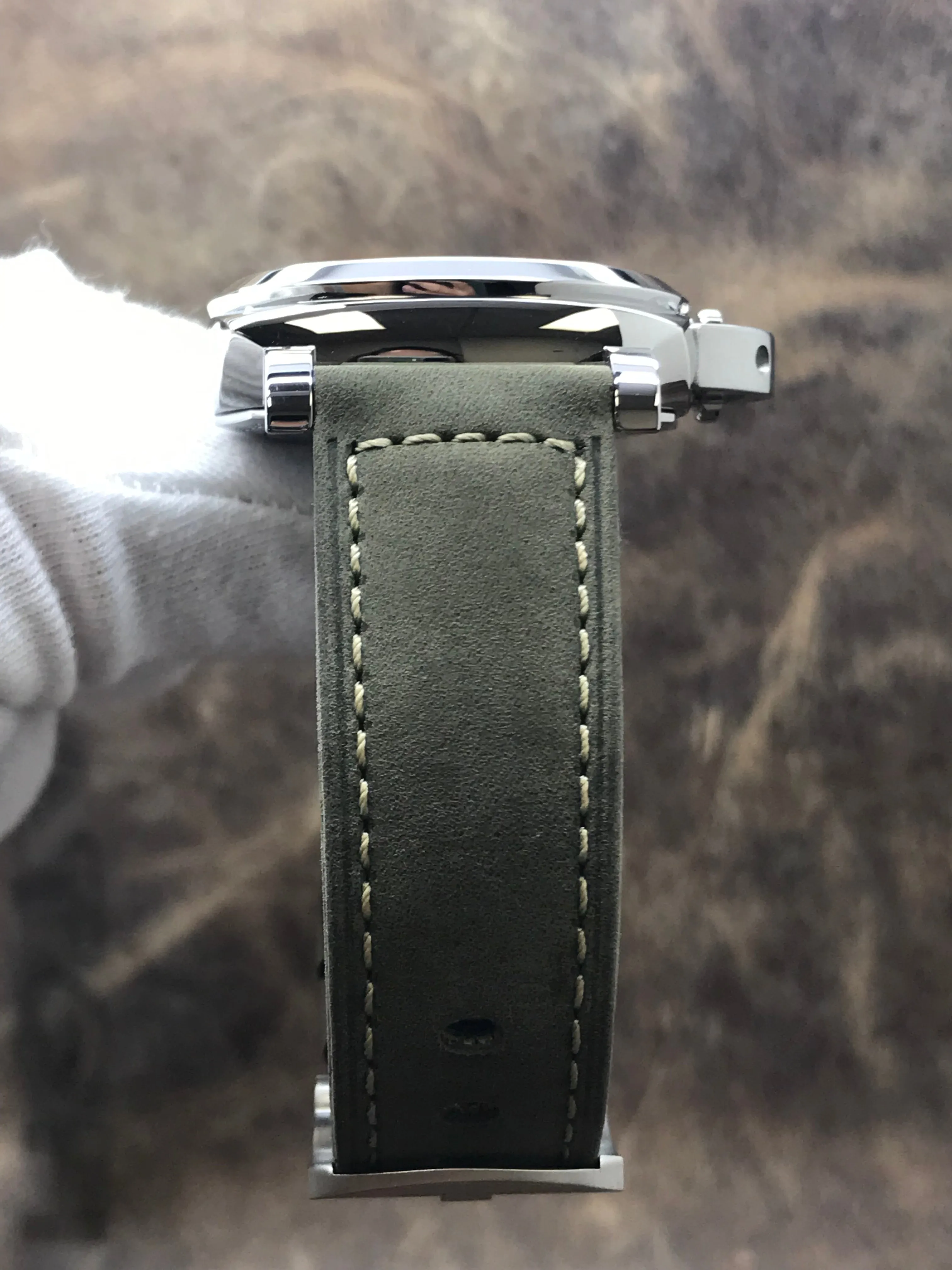 Panerai Luminor 1950 GMT 3 Days PAM01535 Black Waffle Dial Automatic Men's Watch