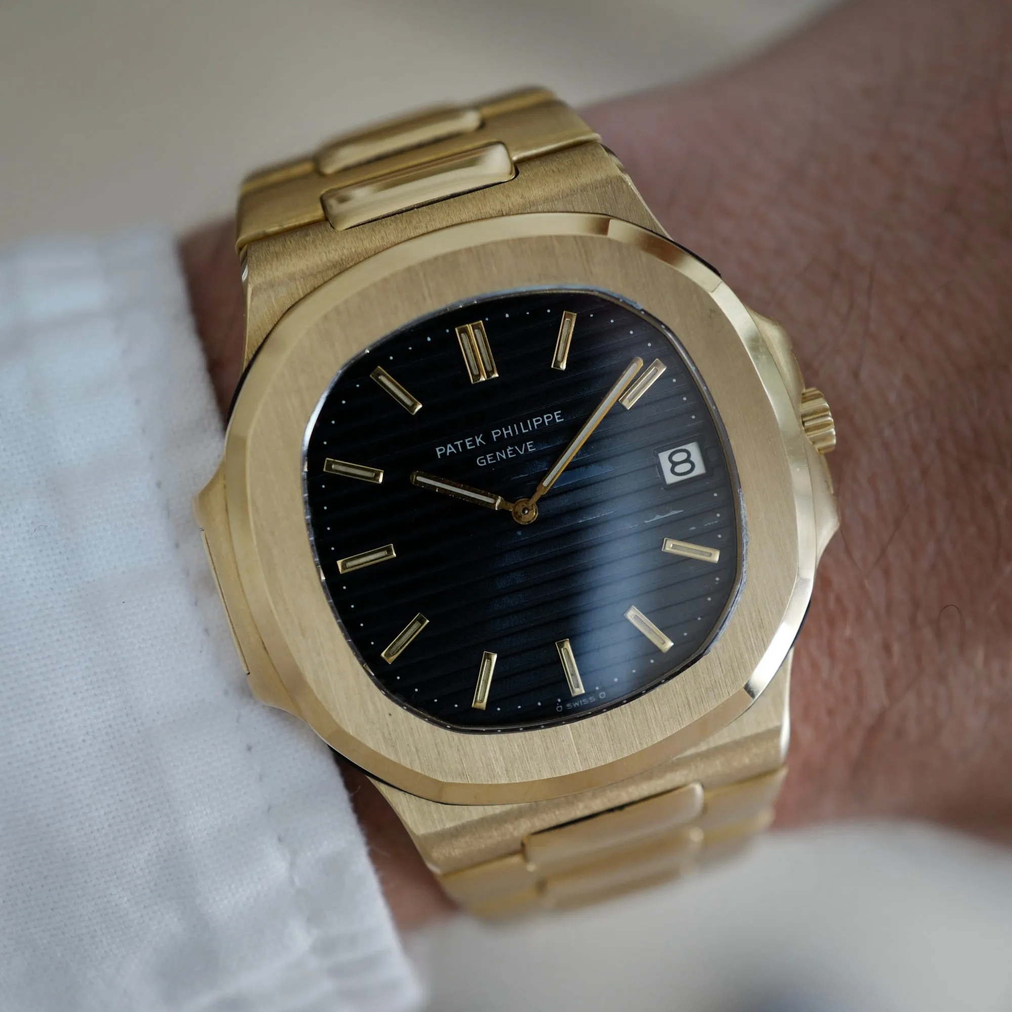 Patek Philippe Yellow Gold Nautilus Jumbo Watch Ref. 3700