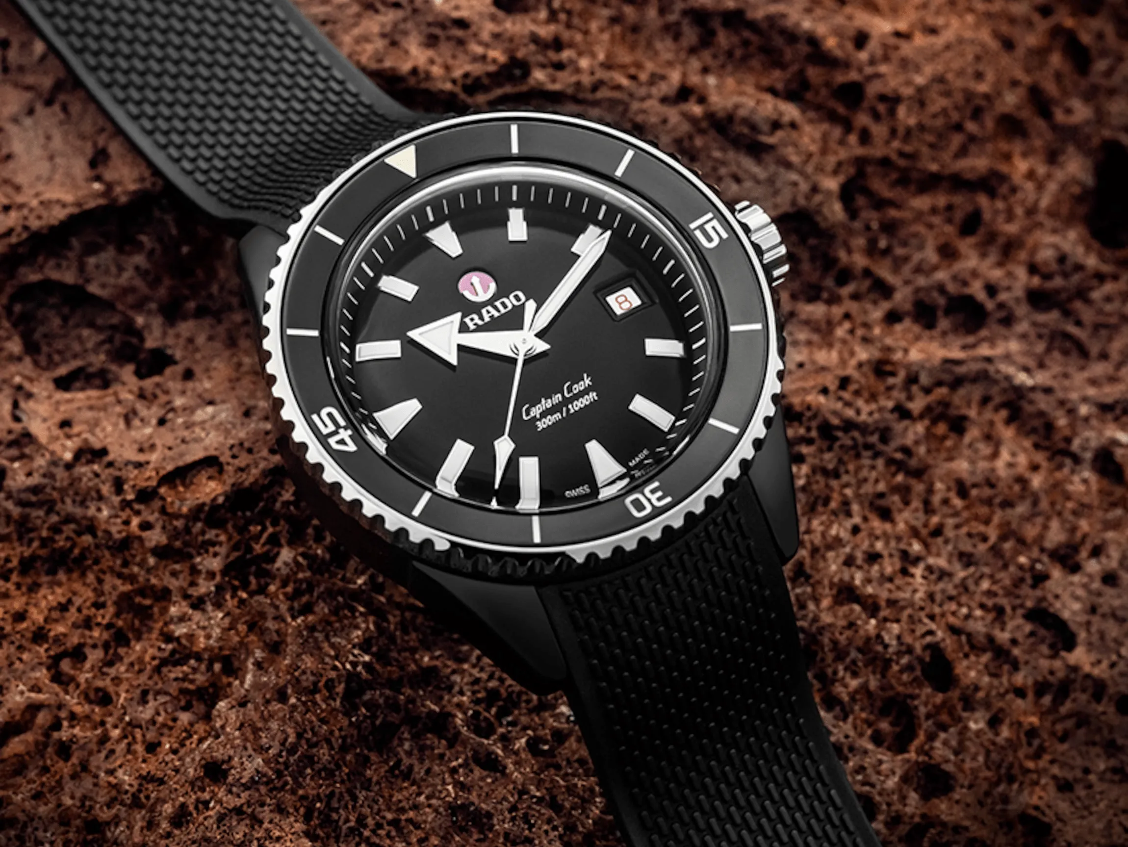 RADO Captain Cook Black High-Tech Ceramic Diver 43mm Rubber Strap Men's Watch R32129158