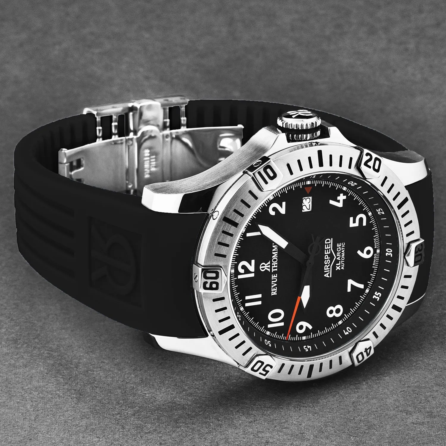 Revue Thommen Men's 'Air speed' Black Dial Black Rubber Strap Automatic Watch 16070.4737