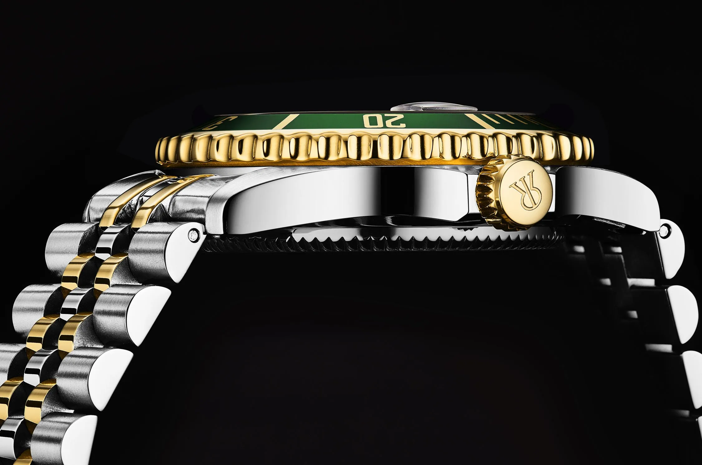 Revue Thommen Men's 'Diver' Green Dial Two Tone Stainless Steel Bracelet Automatic Watch 17571.2244