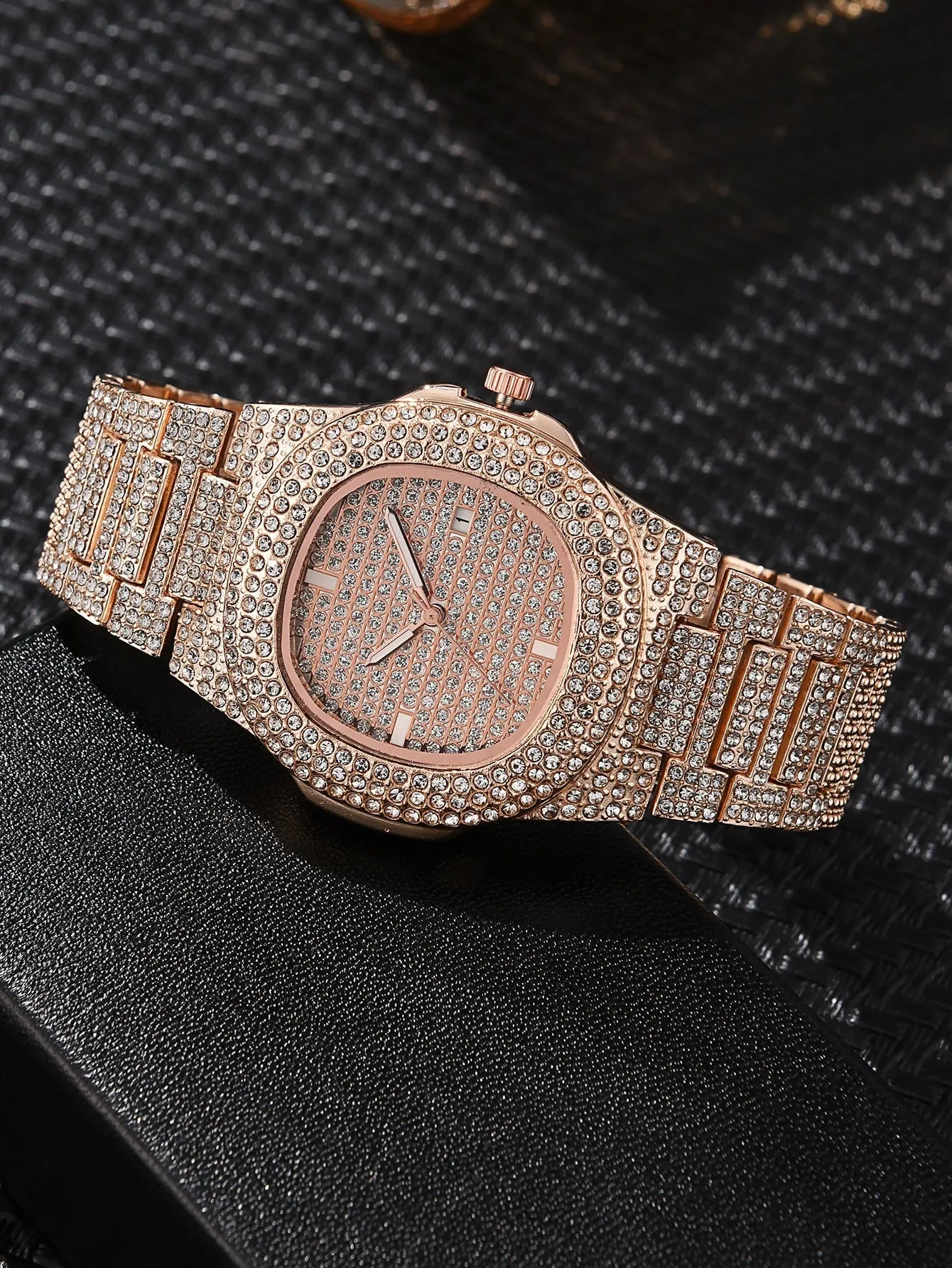 Rhinestone Decor Square Pointer Date Quartz Watch - Rose Gold