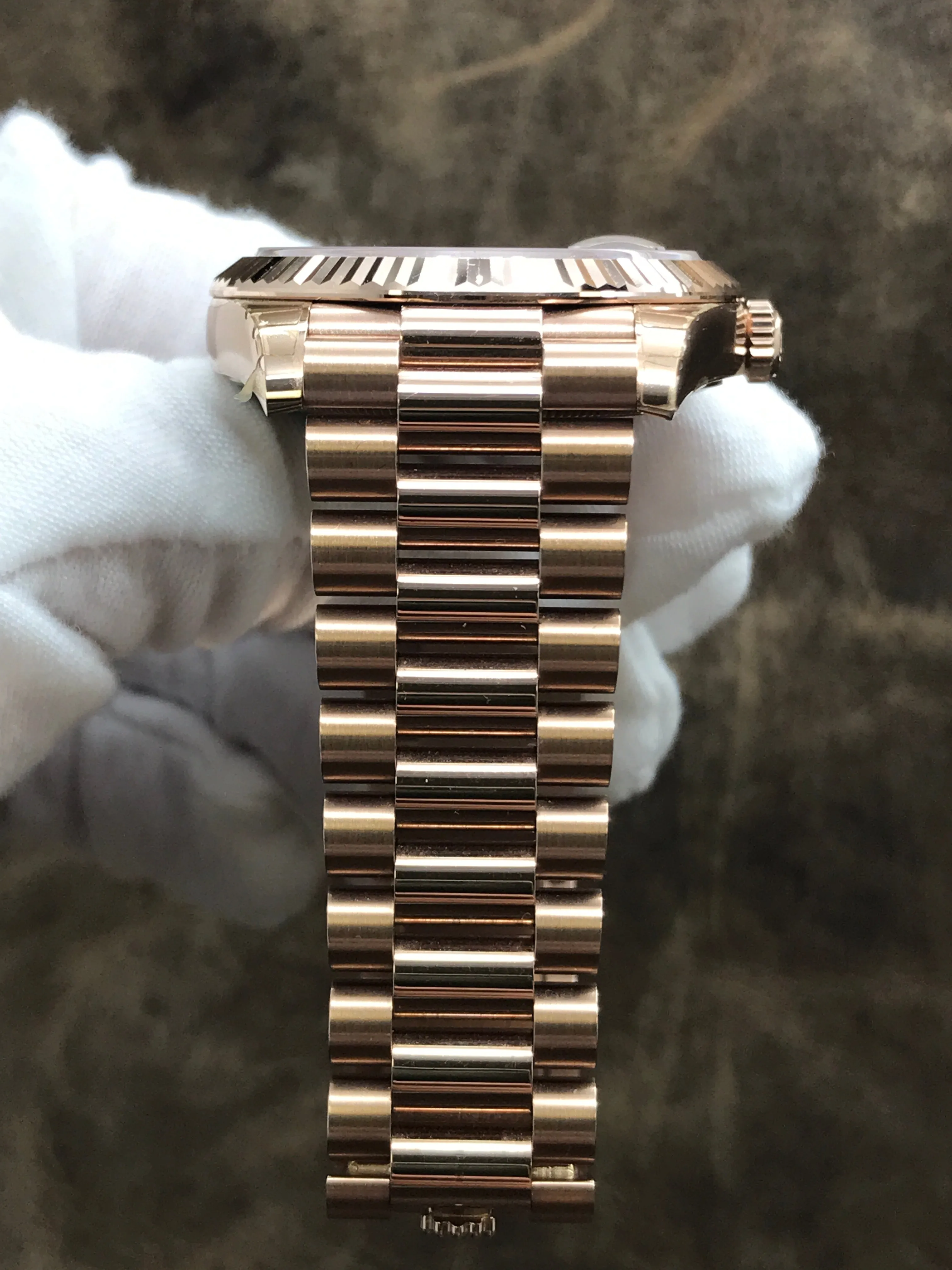 Rolex Day Date 40 18k Everose B&P 2016 228235 Chocolate Dial Automatic Men's Watch