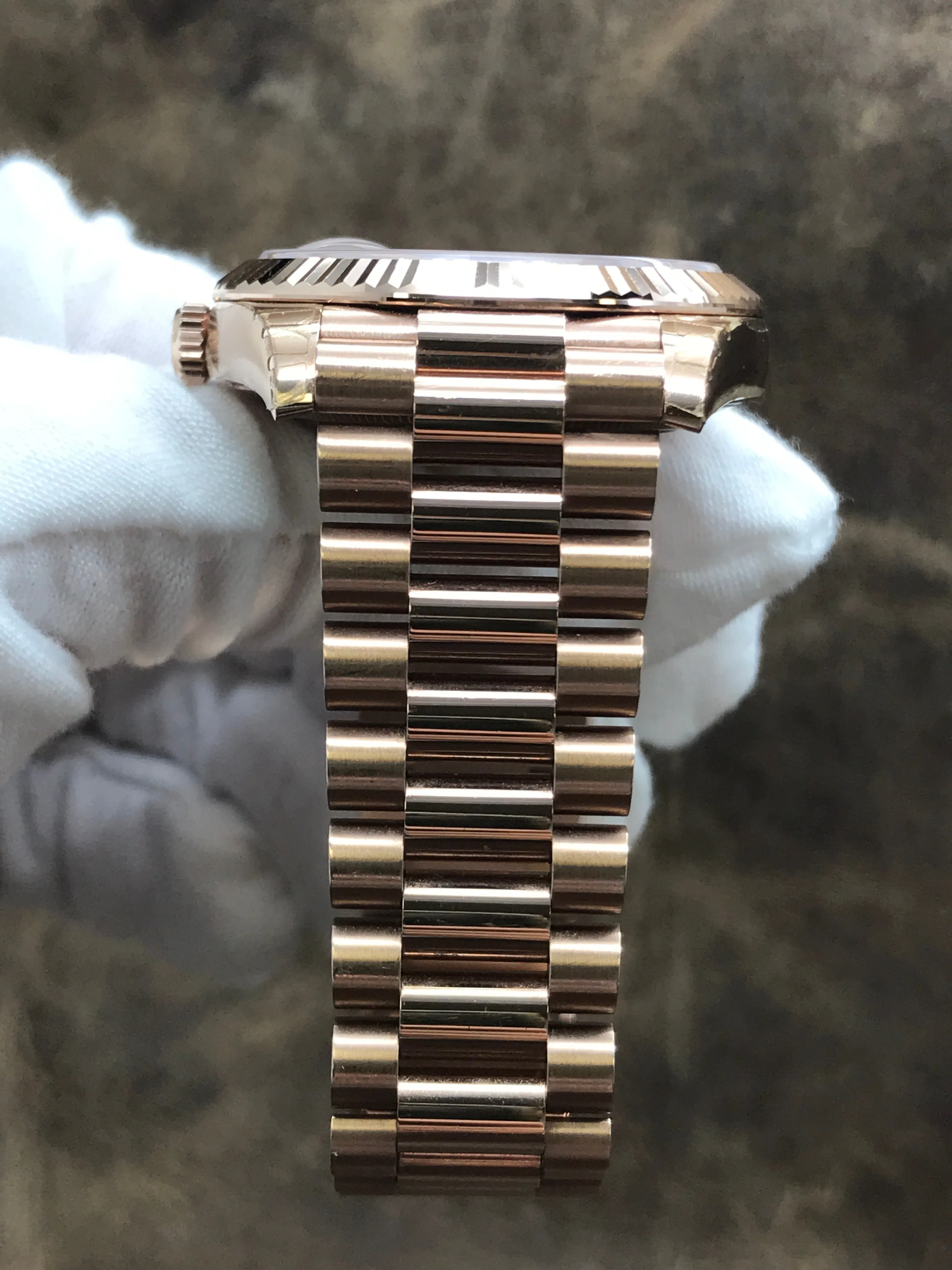Rolex Day Date 40 18k Everose B&P 2016 228235 Chocolate Dial Automatic Men's Watch
