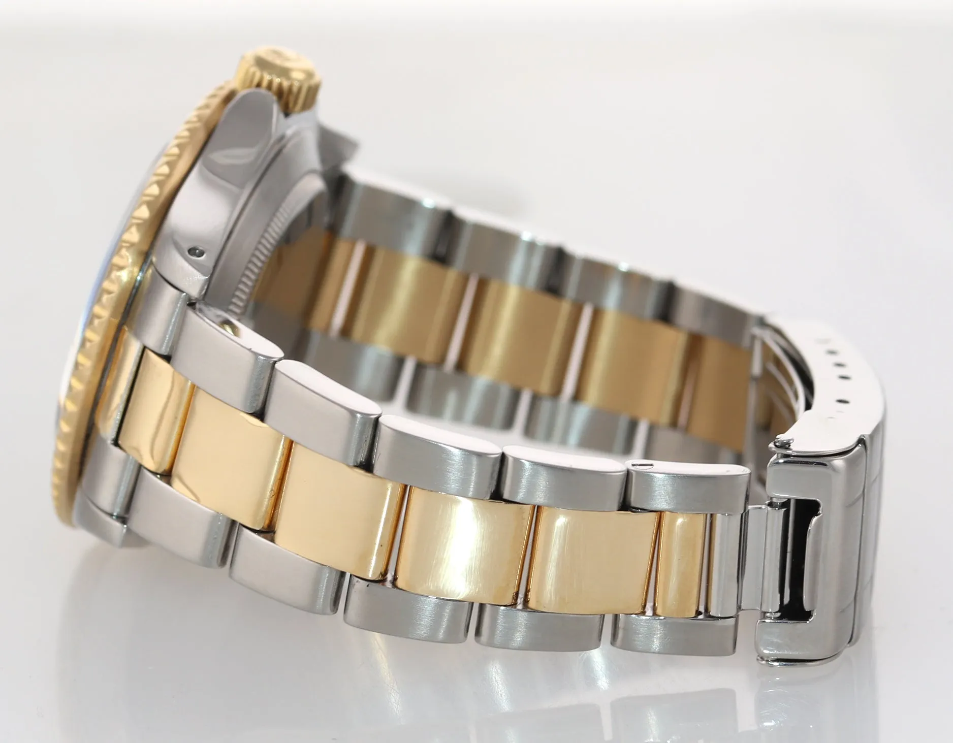 Rolex Submariner 16613 Two Tone Steel 18k Yellow Gold Blue Dial Dive Watch Box