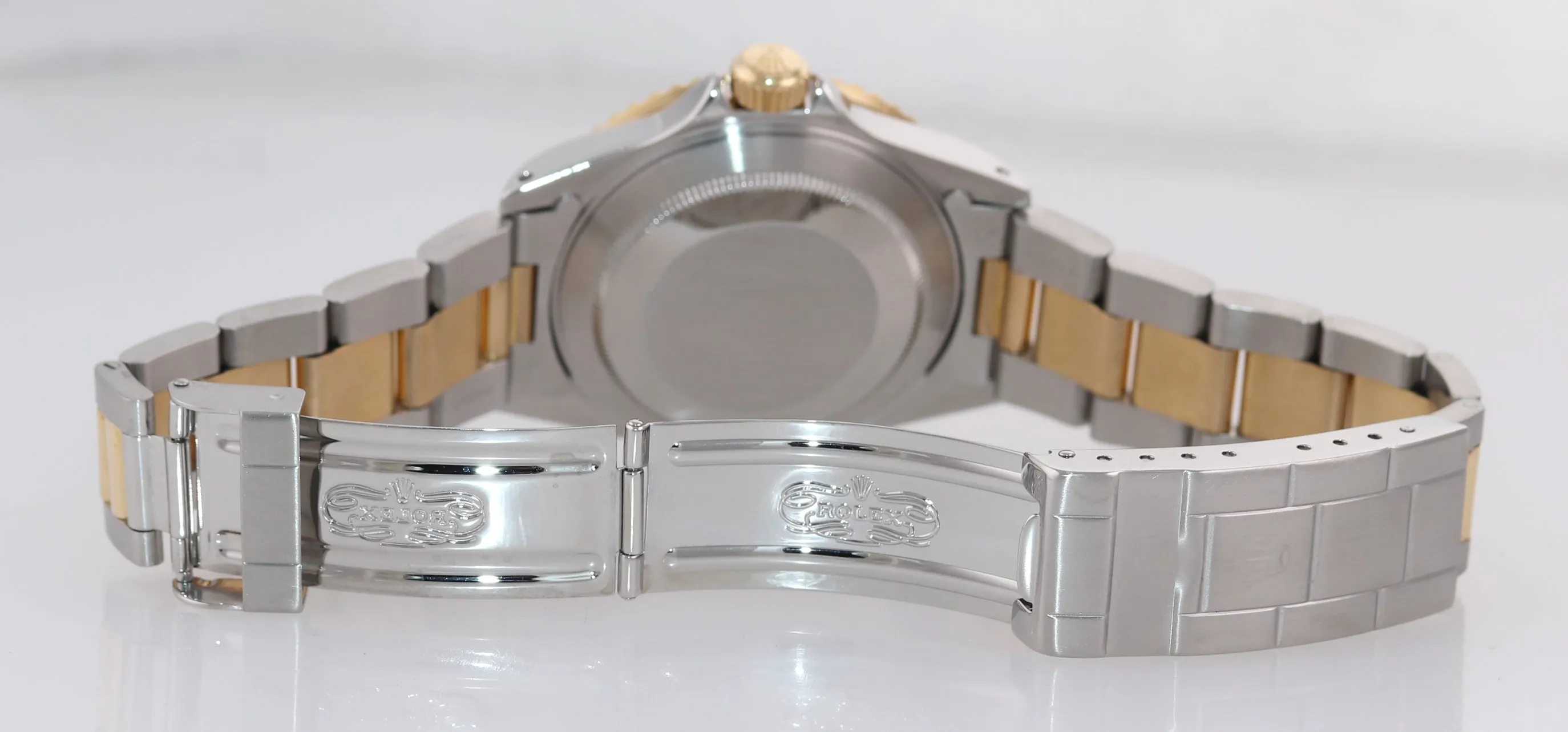 RSC PAPERS Rolex Submariner 16613 Two Tone Gold Blue Dial 40mm Watch Box