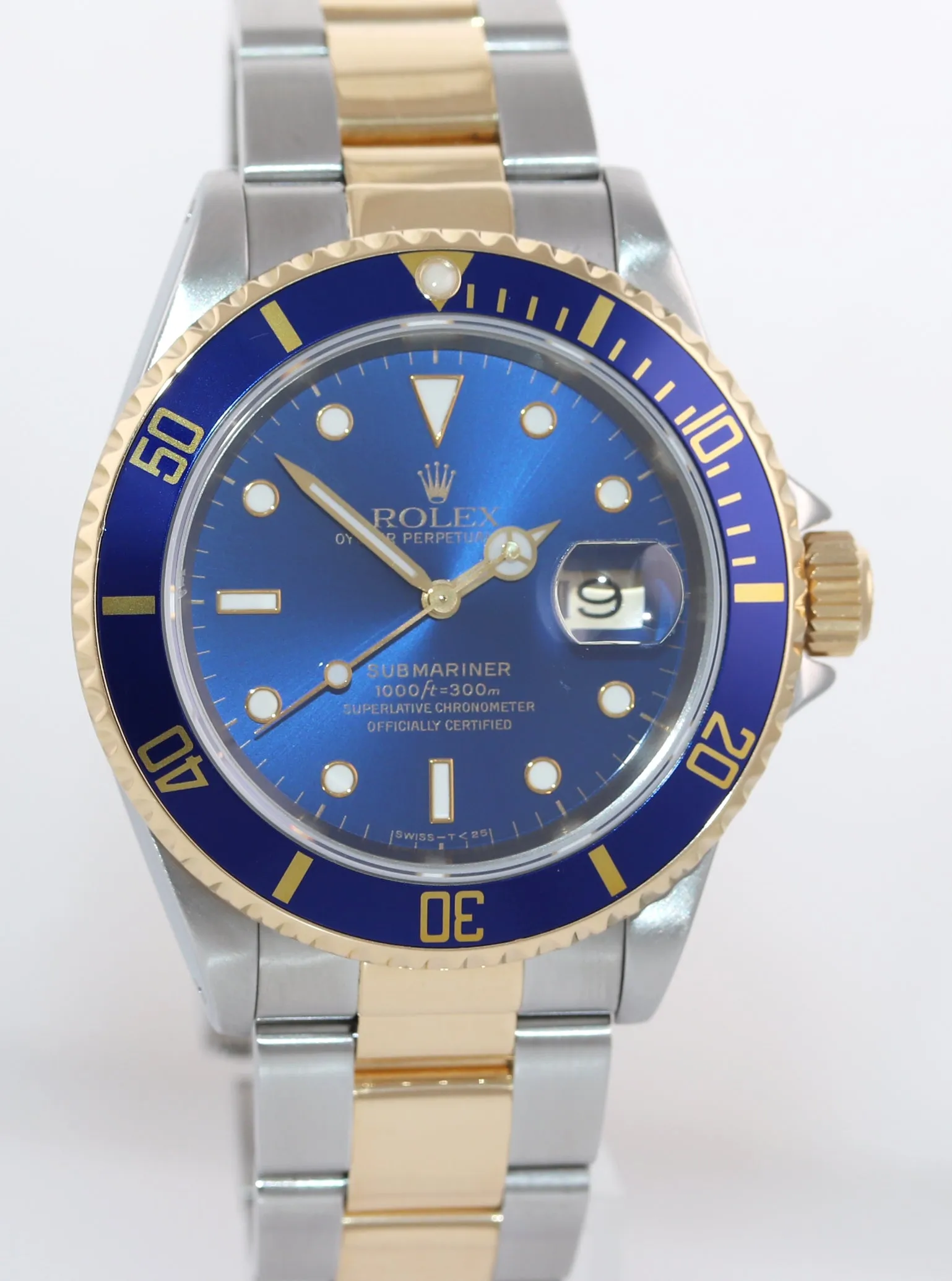 RSC PAPERS Rolex Submariner 16613 Two Tone Gold Blue Dial 40mm Watch Box