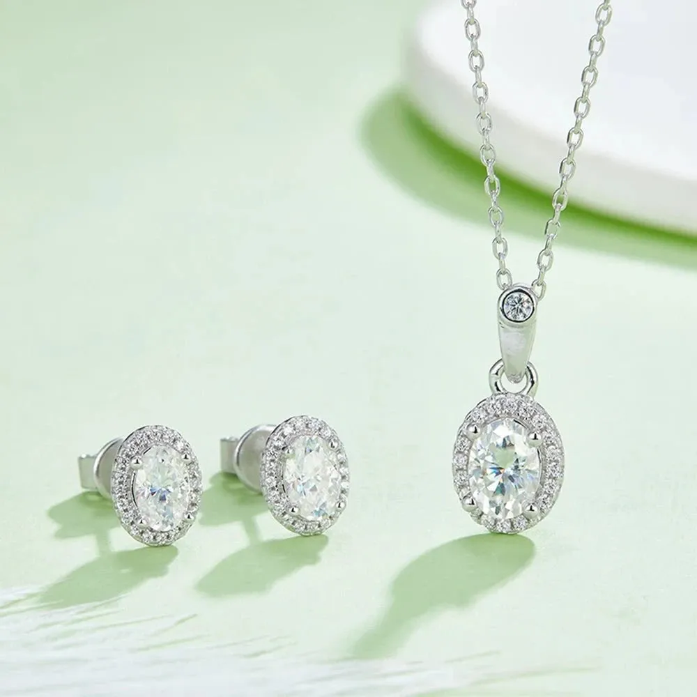 Sparkling Oval Cut Diamond Jewelry Set