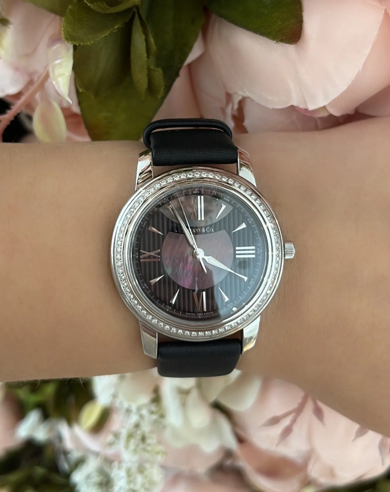 Tiffany & Co T10025020 Diamond & Black Mother of Pearl 37mm Womens Watch