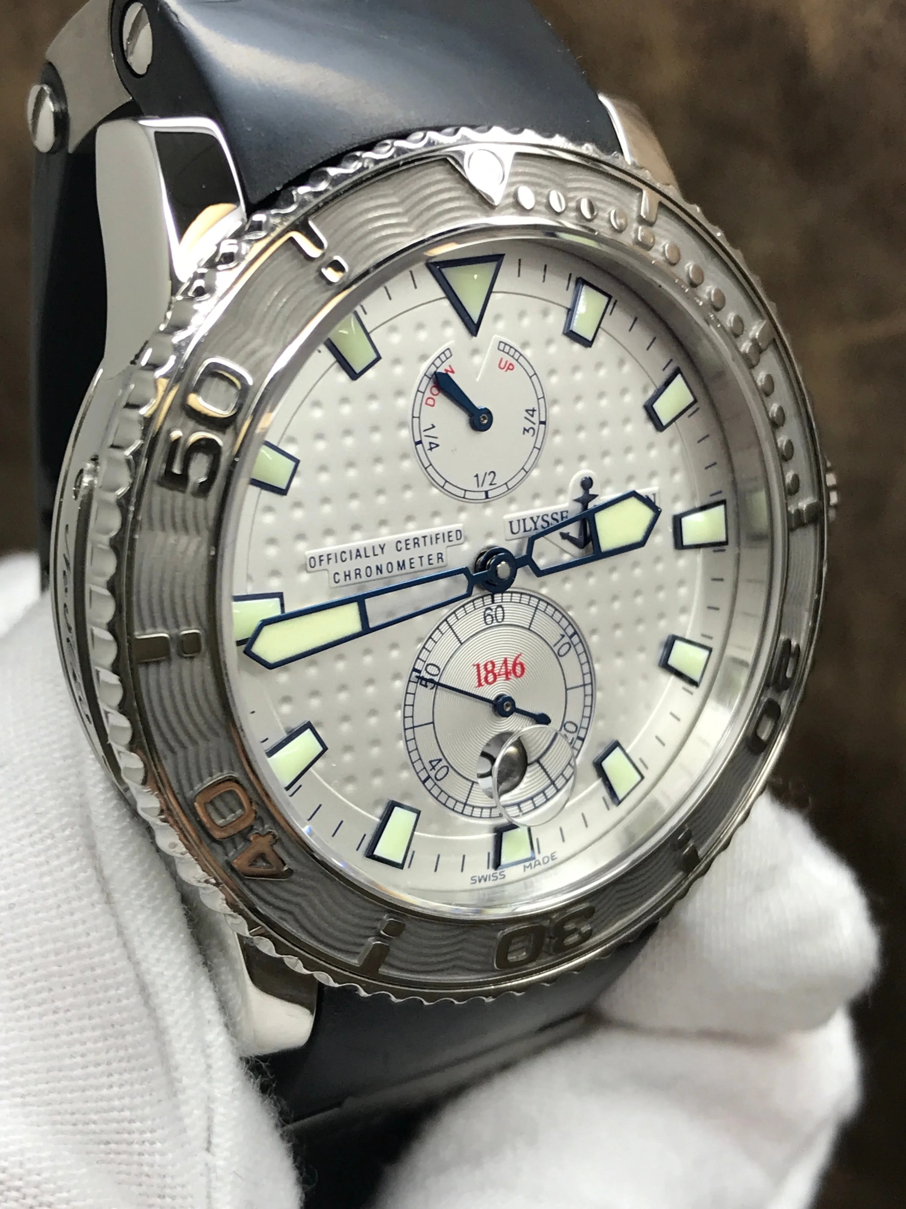 Ulysse Nardin Maxi Marine Diver 263-33 Silver (Waffle Design) Dial Automatic  Men's Watch