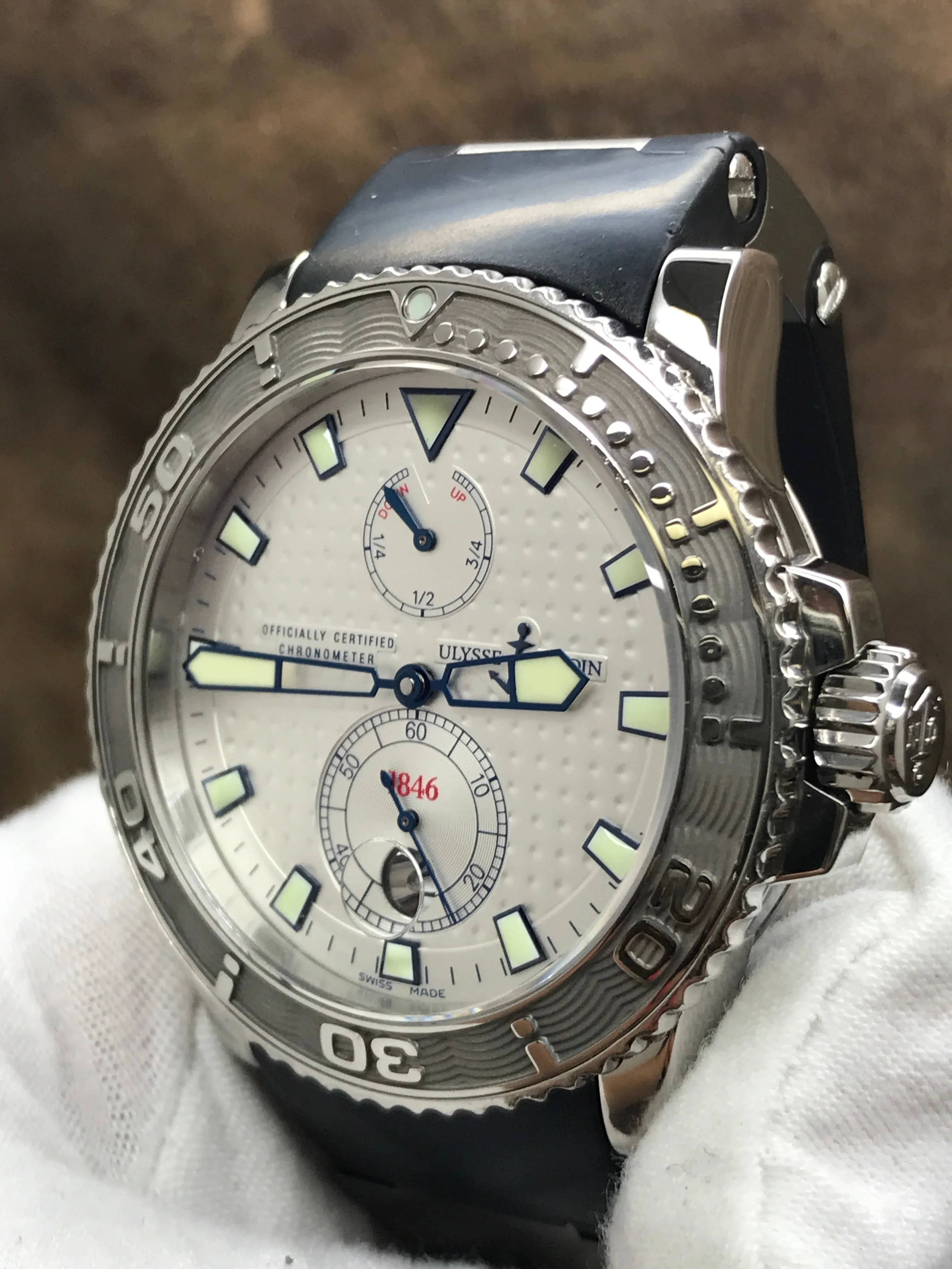 Ulysse Nardin Maxi Marine Diver 263-33 Silver (Waffle Design) Dial Automatic  Men's Watch